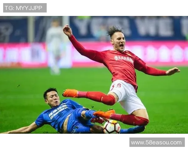 足球明星意外摔坏孩子手机引发热议网友纷纷评论事件背后故事